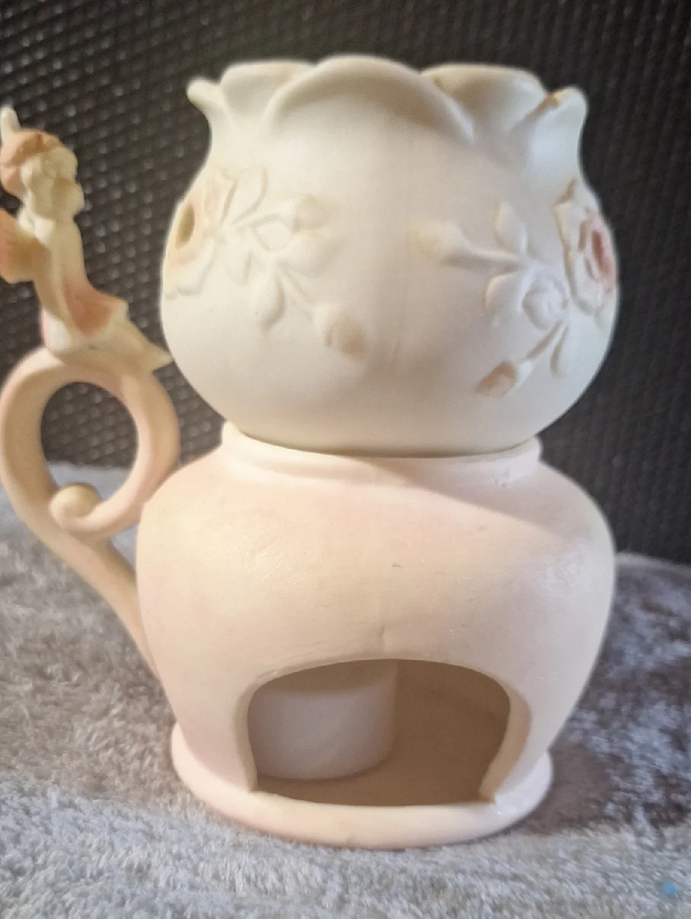 Porcelain Tealight Warmer with Floral Relief - Pink Cream - Picture 6 of 7